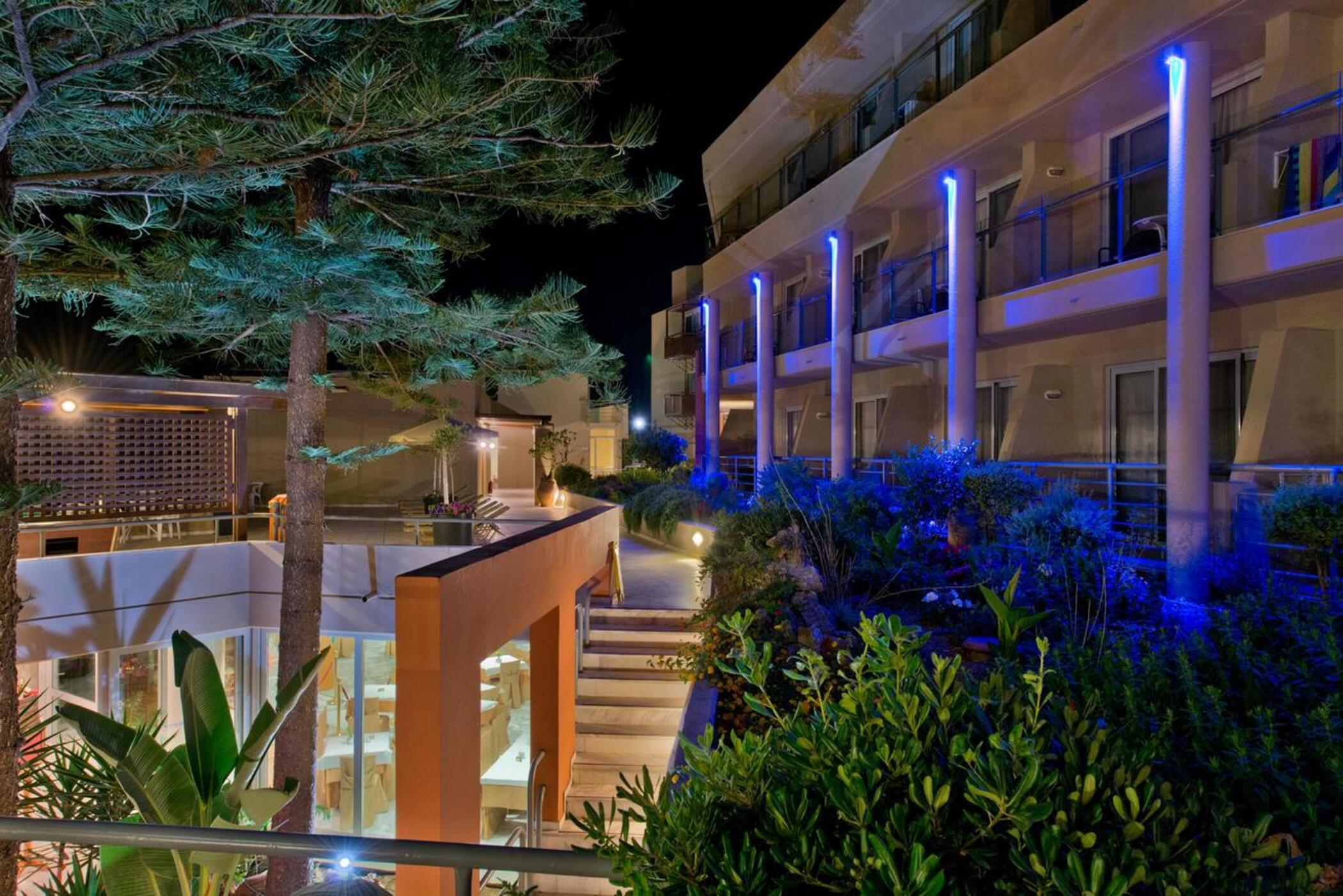 Minos Hotel Rethymno Esterno foto